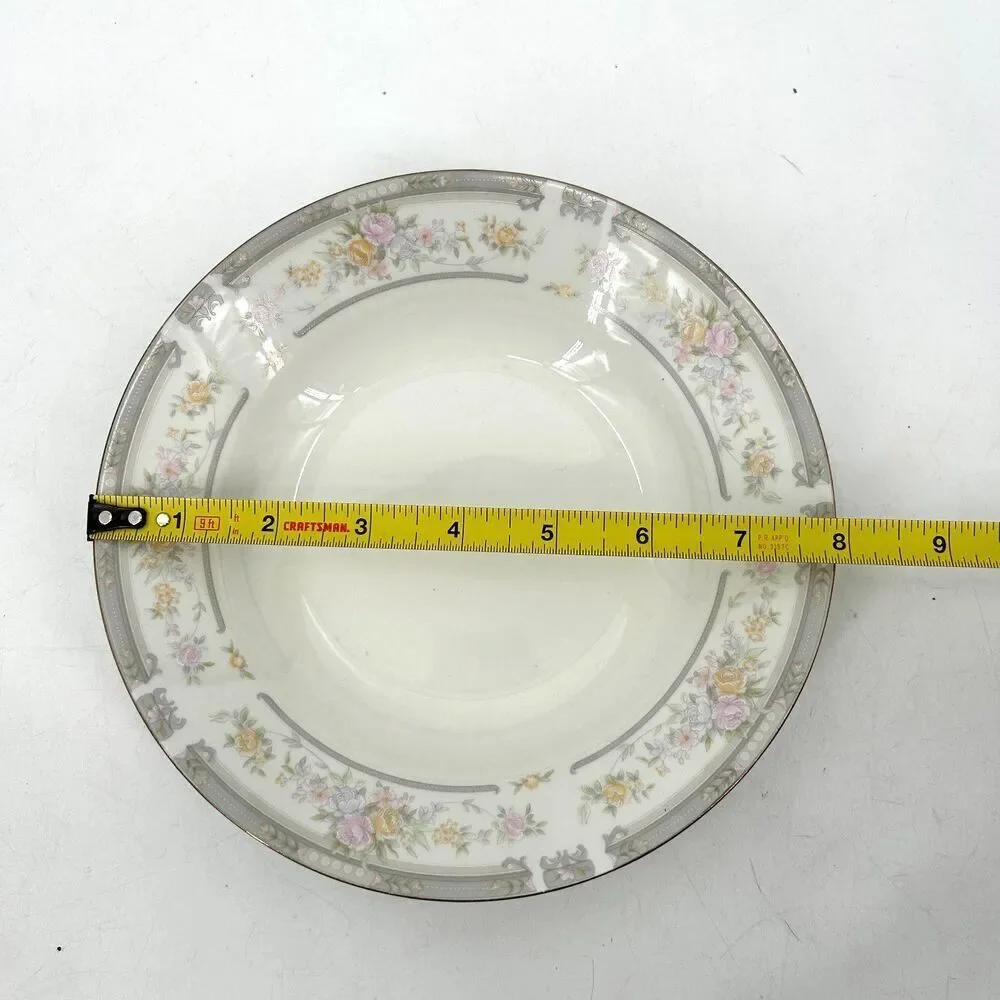 FARBERWARE Vintage 1992 Fine China White Floral Southampton Shallow Soup Bowl 8